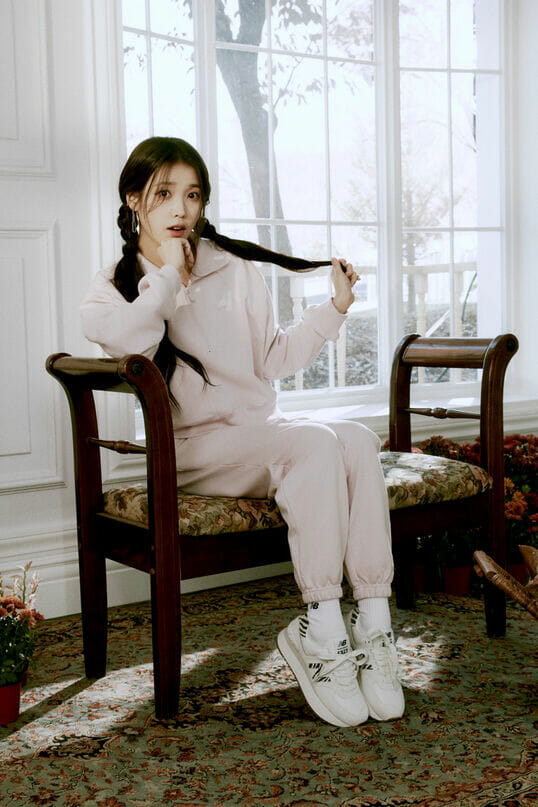 iu 2023 i2 2 2048x3072