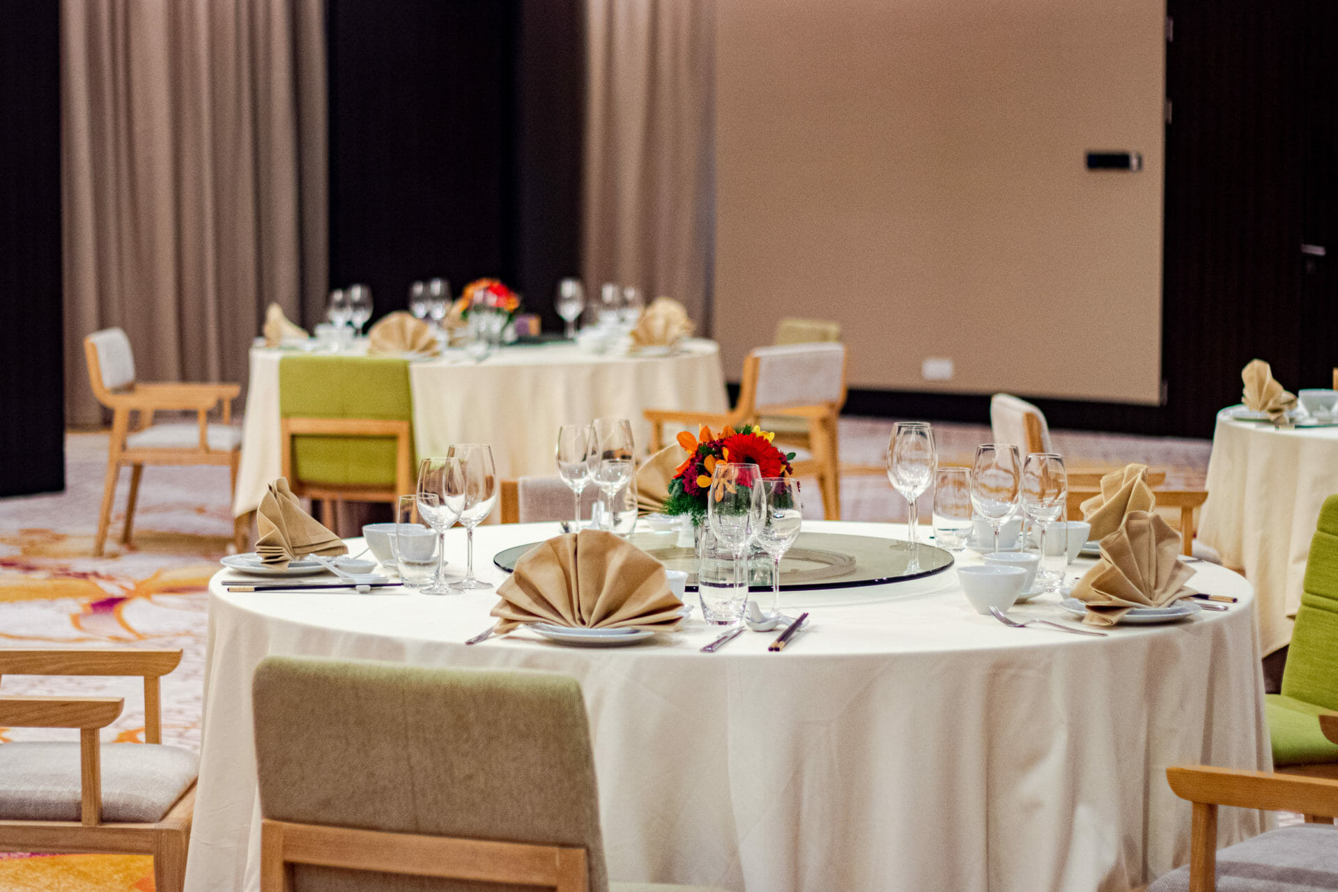 btmyph the cresent round table setup