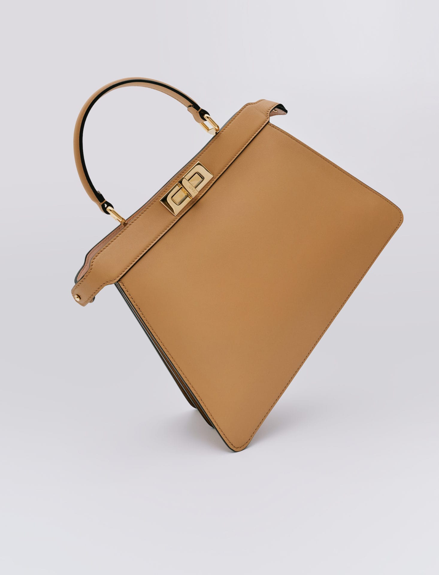 FENDI Peekaboo ISeeU 手袋