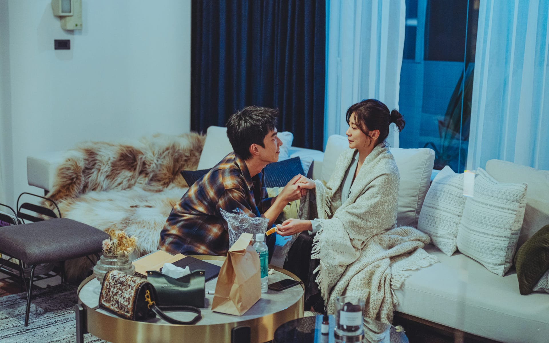 atthemoment netflix s102247 080