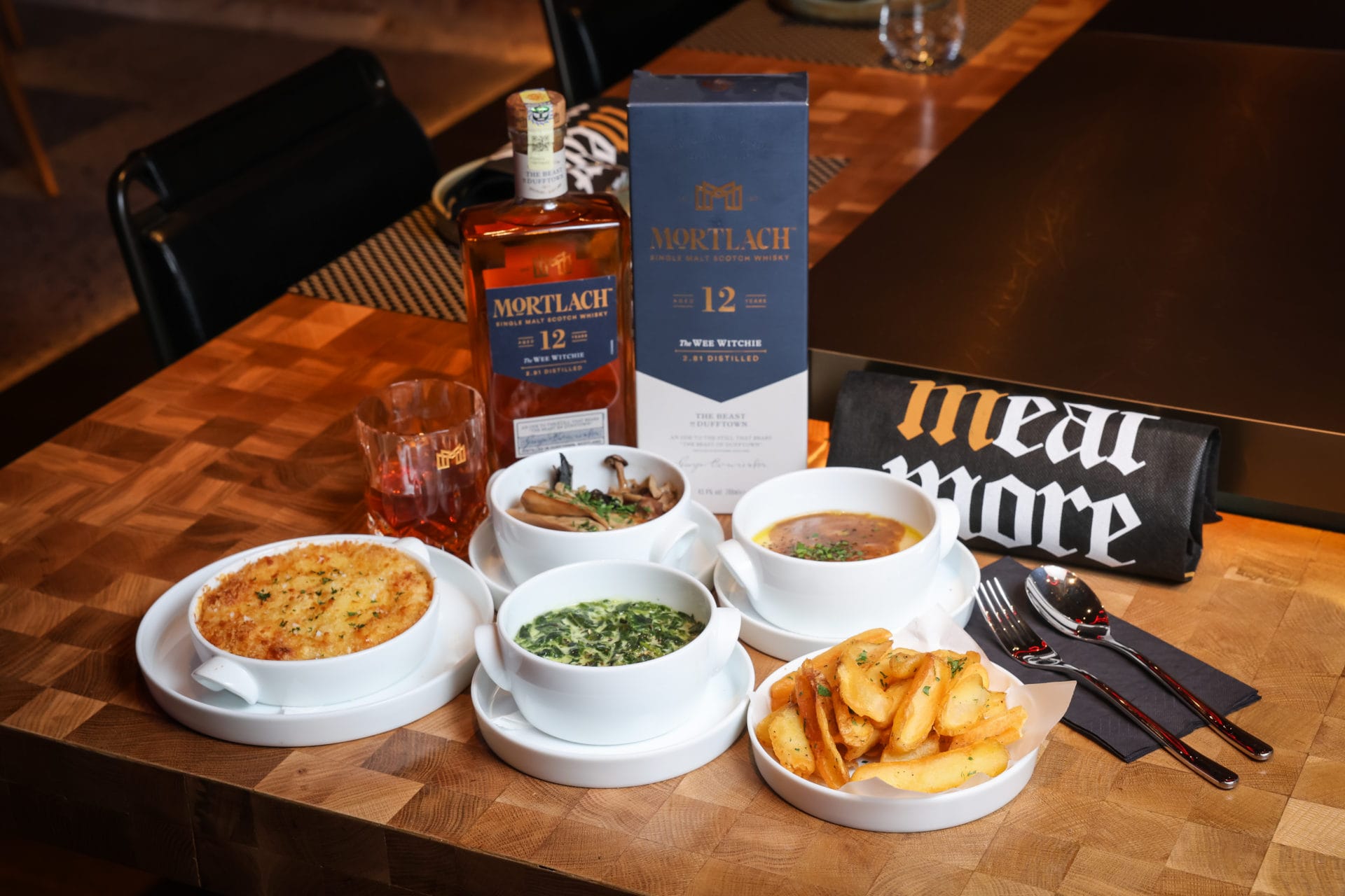 option of sides include (l to r) macaroni & cheese, roasted mushrooms, creamy spinach, potato & gravy and triple cooked potato chips