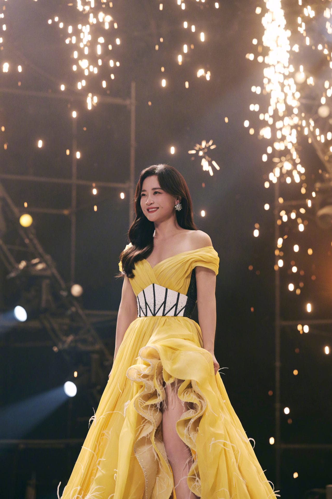 001qf5nagy1hmxhbllgykj648w6dchdy02