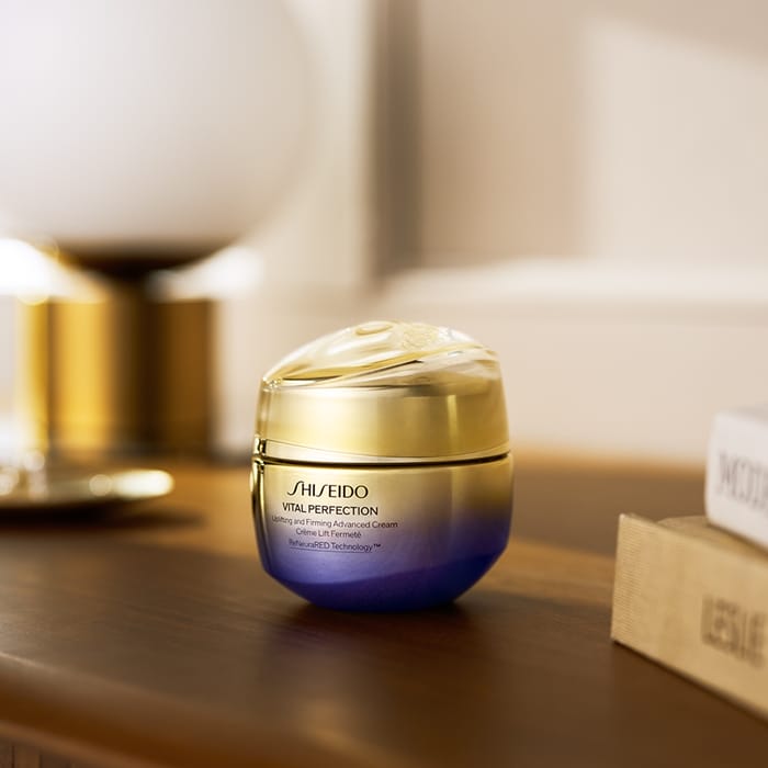 700campaign visual 6