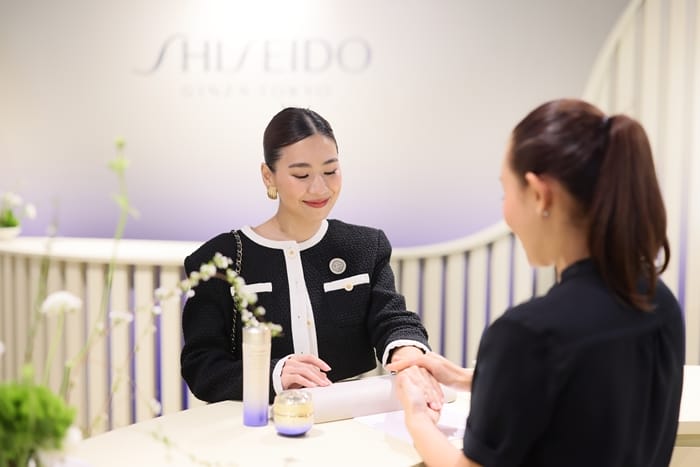 700shiseido vital perfection parc paragon 6