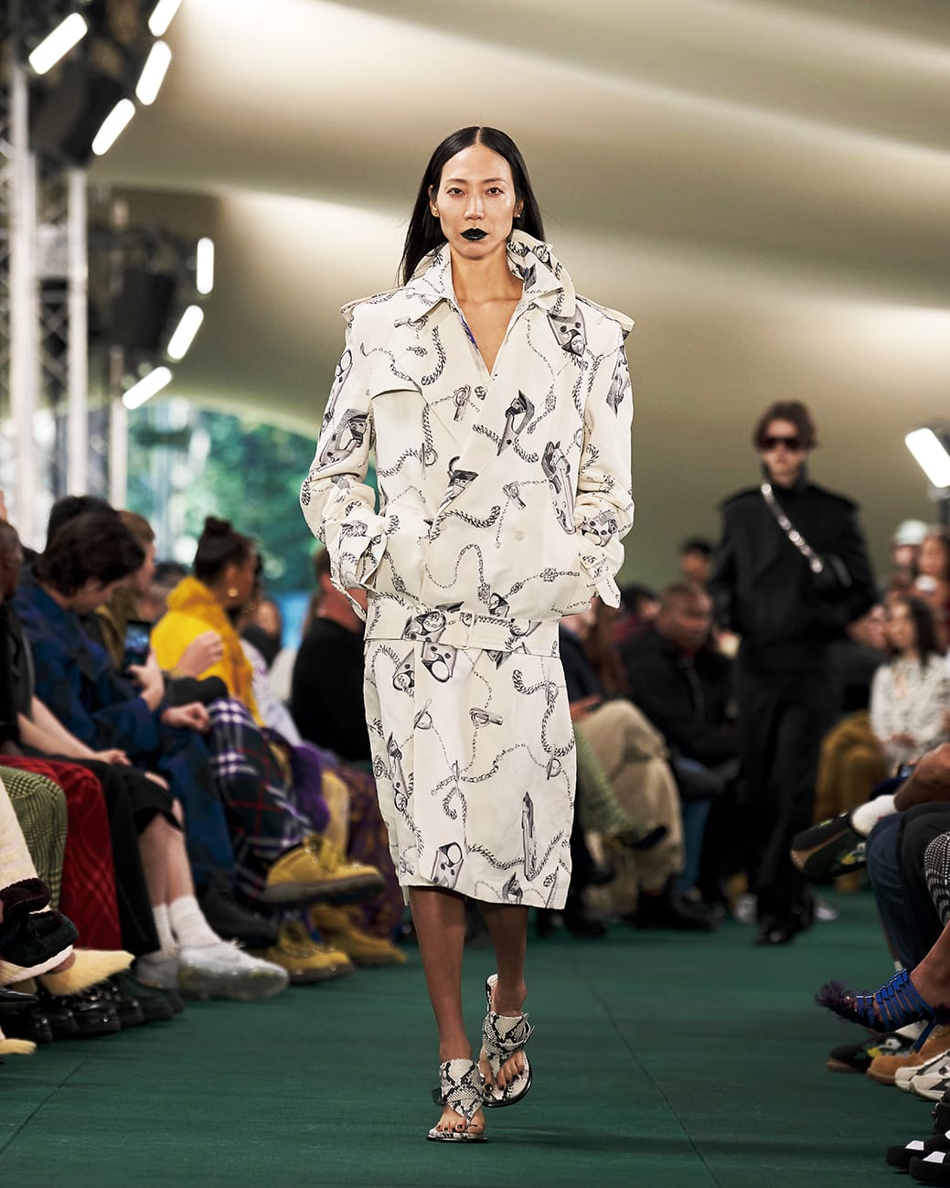 burberry summer 2024 show 7