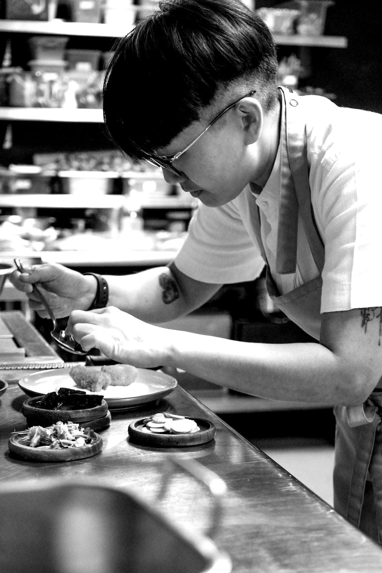 b9d2103a 837b 4b18 a1ad c52905908070 blackwhite