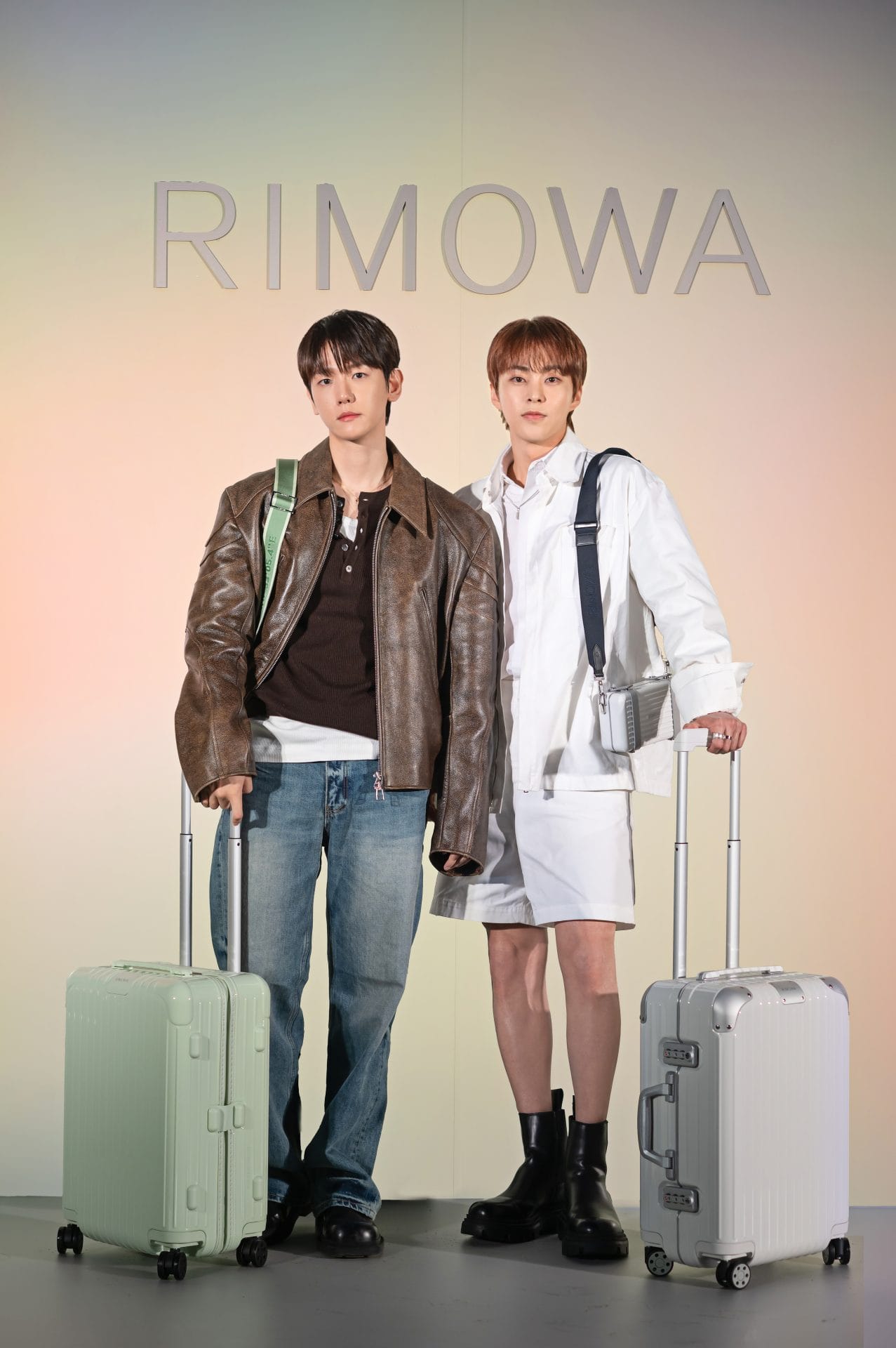 rimowa essential mint & papaya event kr stills baekhyun (l) xiumin (r) exo