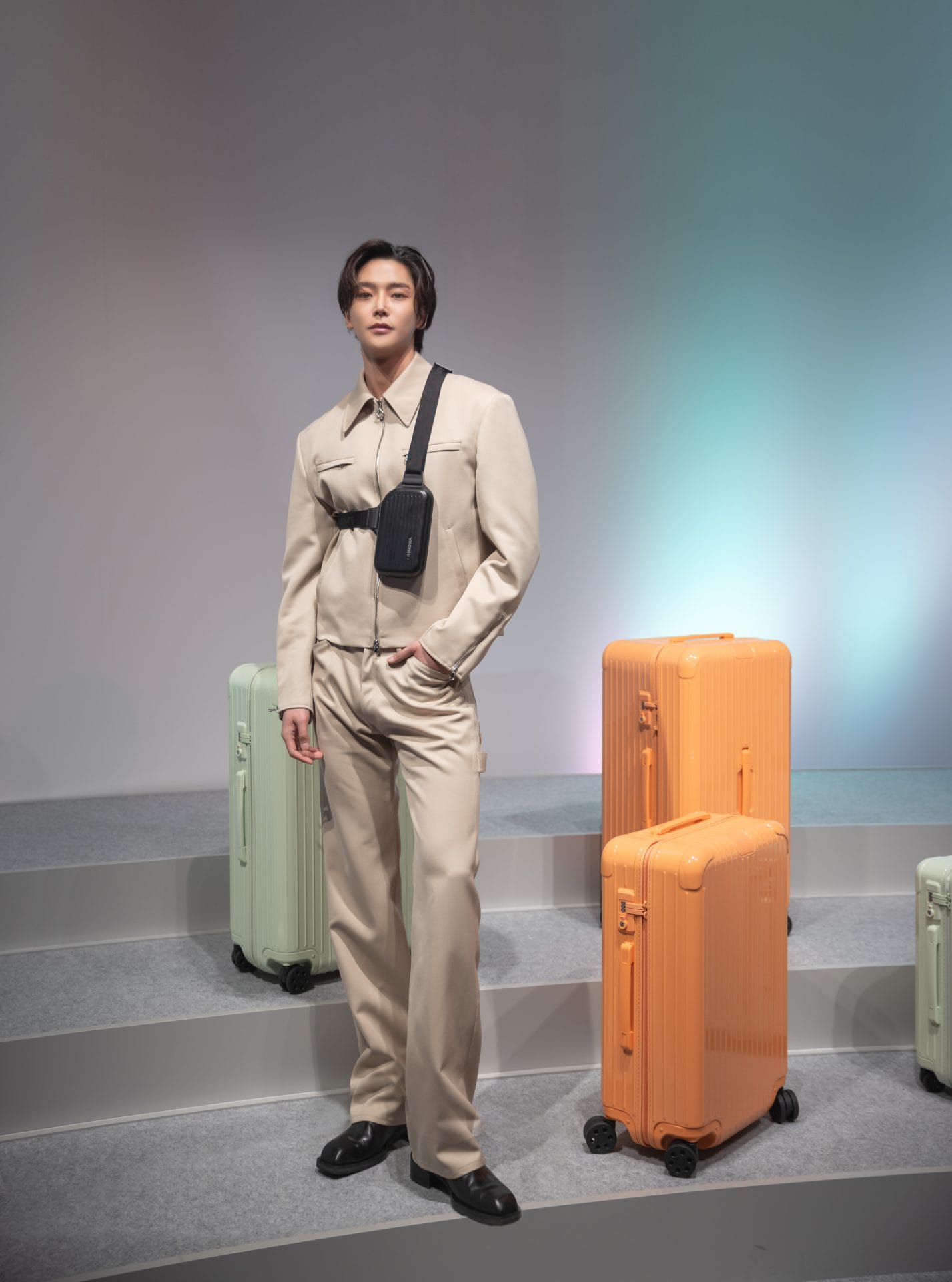 rimowa essential mint & papaya event kr stills rowoon (2)