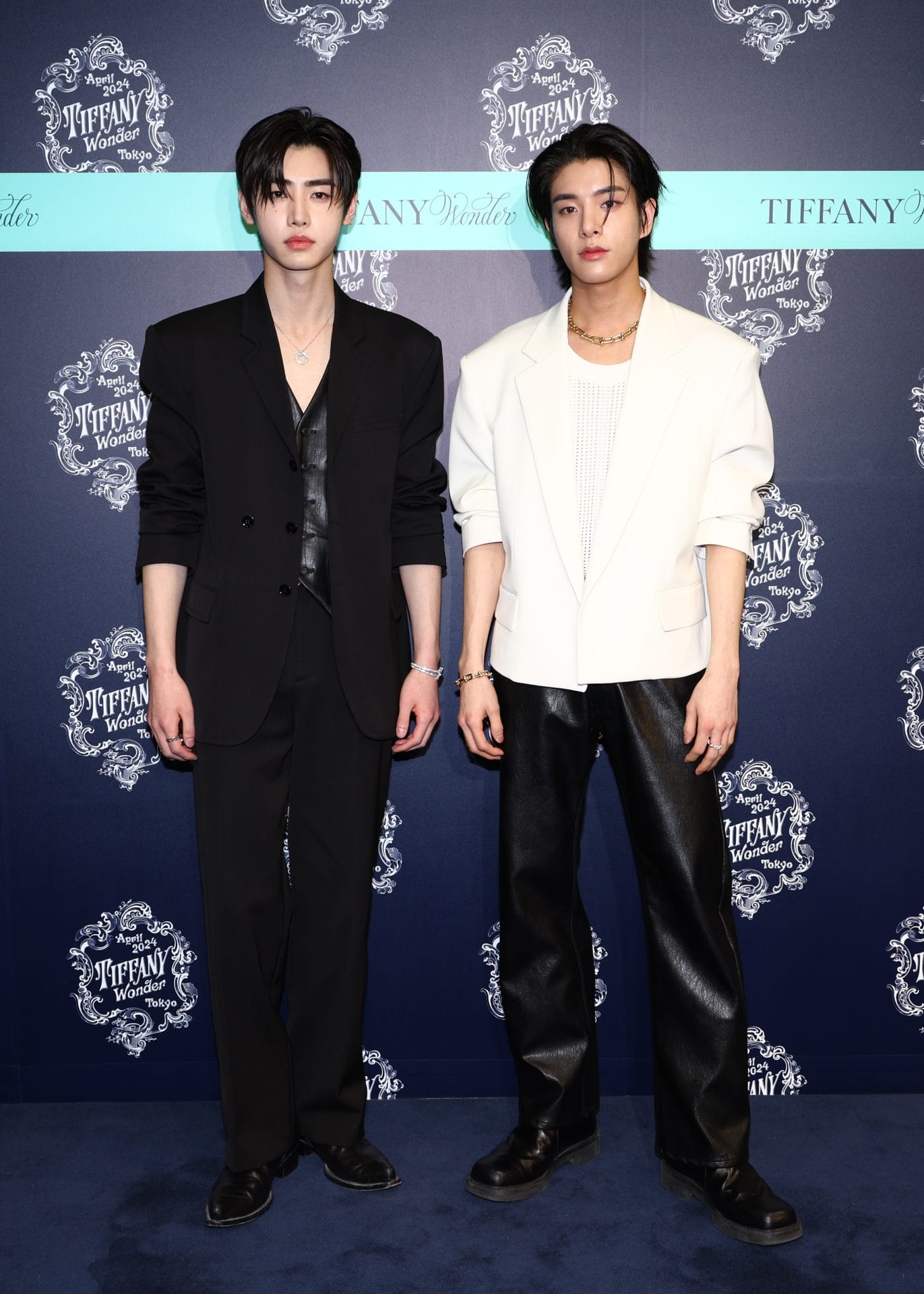 sunghoon, jake of enhypen (2)