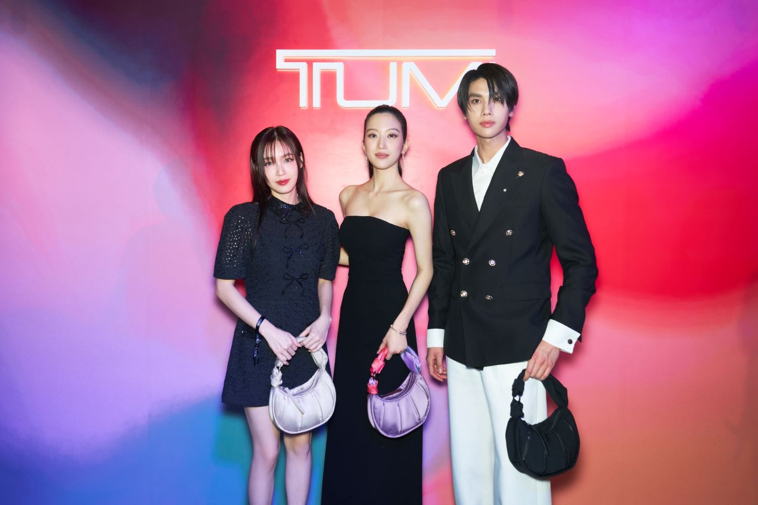 tumi discovering asra event mun ka young, thailand celebrity dunk natachai & love pattranite