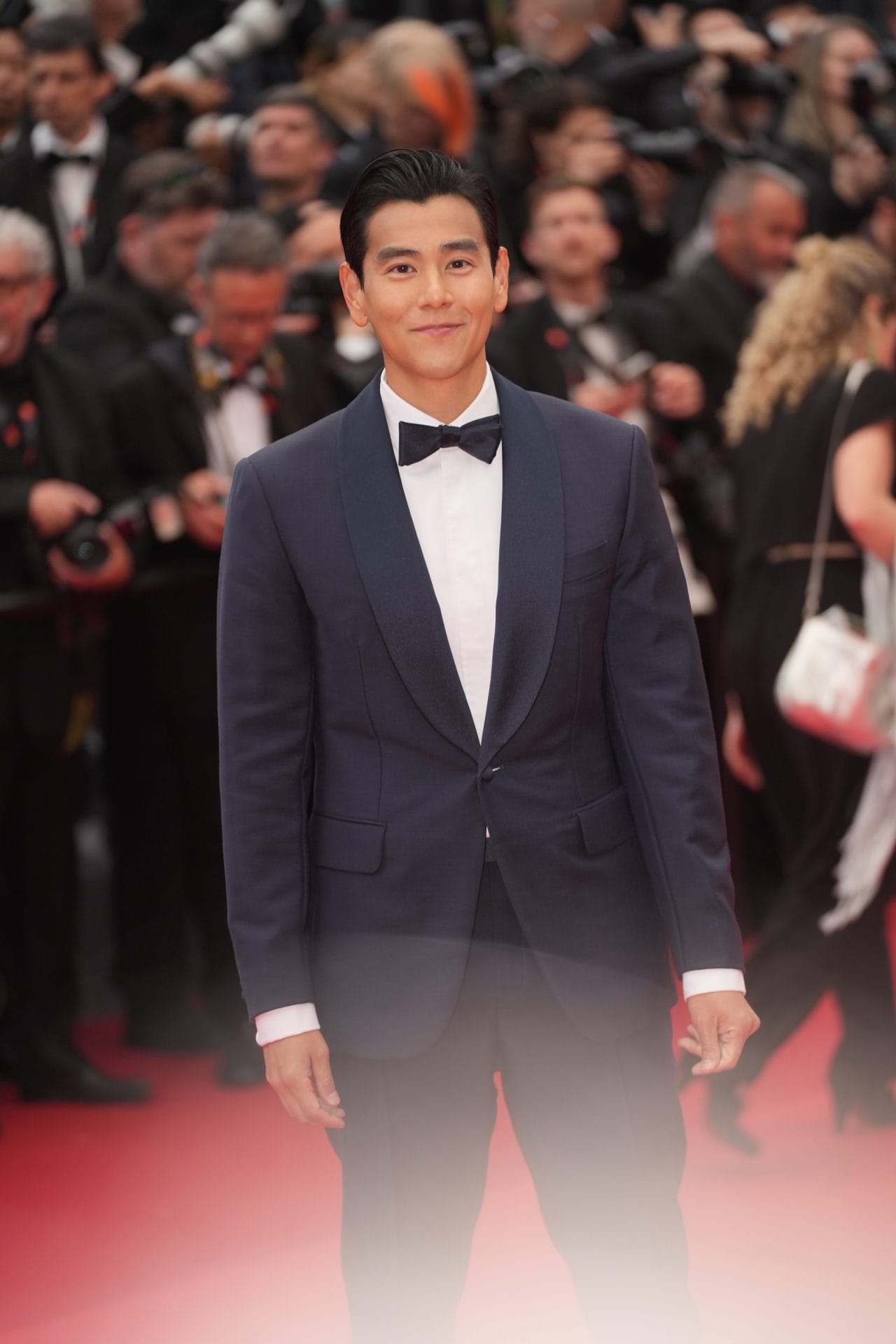 006ogsusgy1hppmt6qzd0j33ls5eo4qu