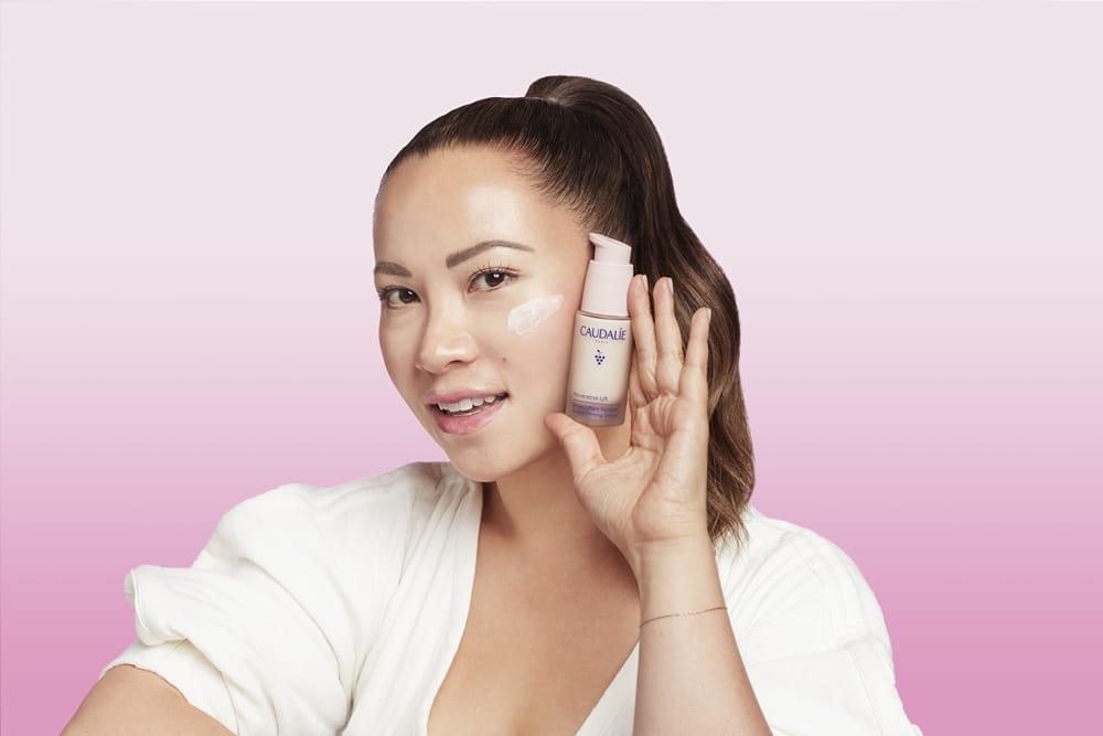 1000mariloudaube serumxface 484 hand texture 9 1 final