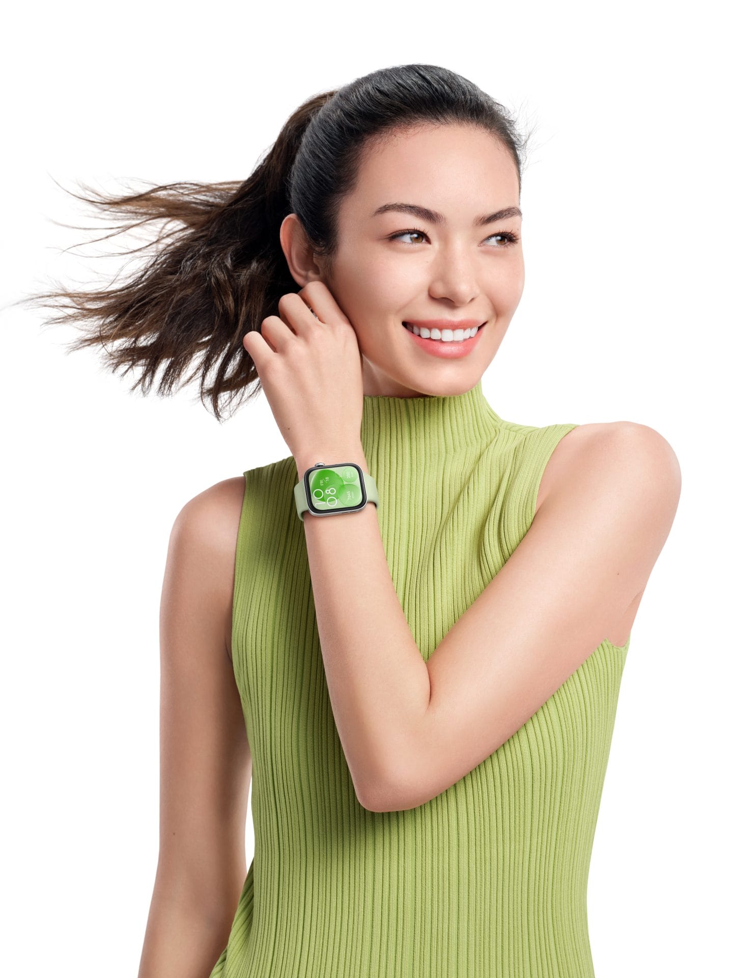 solo lifestyle shot green en jpg 20240423