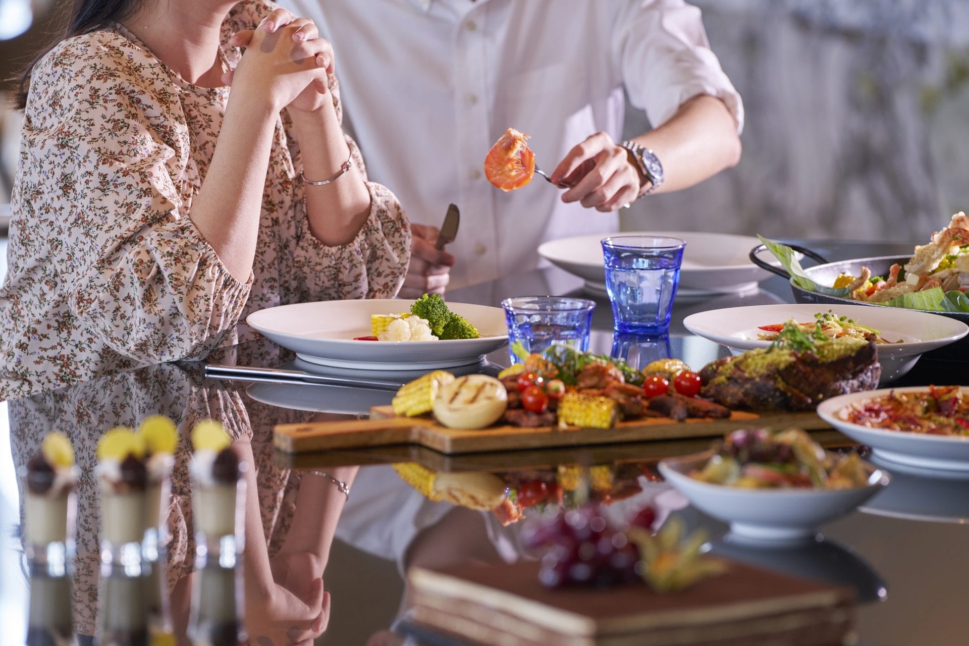 trace buffet mood shot